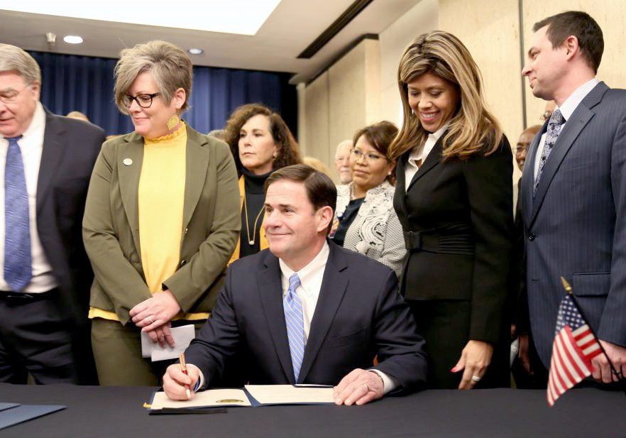 Gov. Doug Ducey convenes a special session on the opioid addiction crisis in Arizona on Jan. 22. (Photo by Katie Campbell/Arizona Capitol Times)